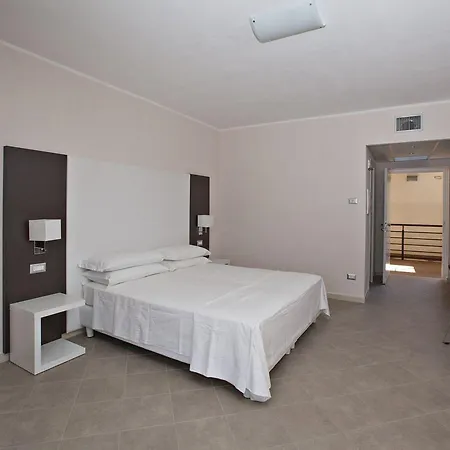 Eco Dei Siriti Resort 4*