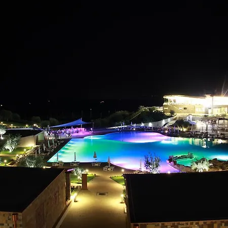Resort Eco Dei Siriti 4*